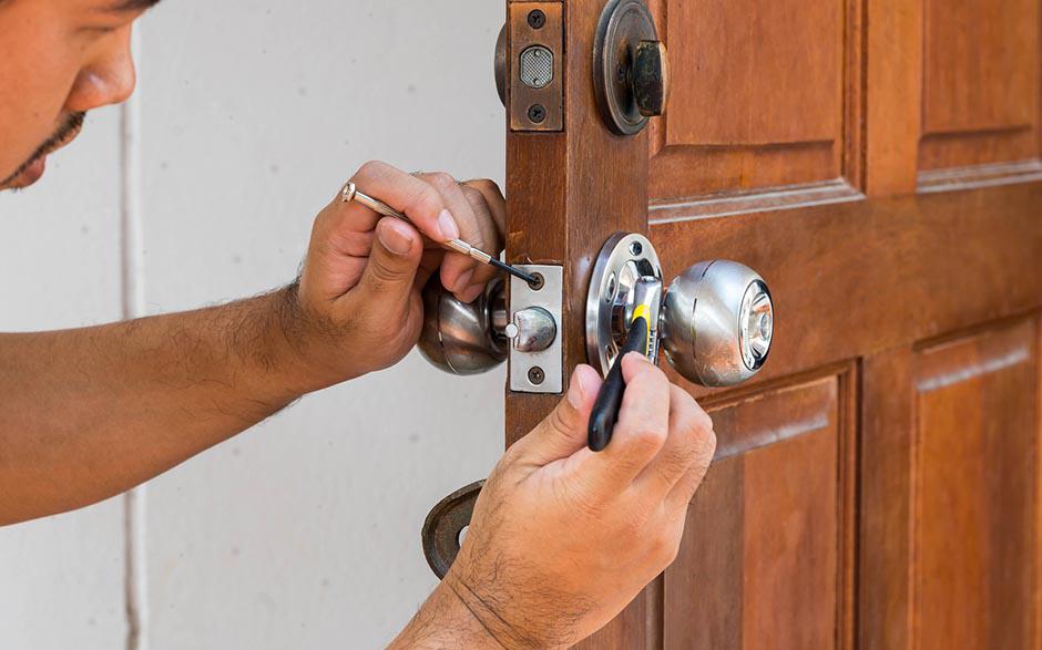 heure serrurier ouverture de porte Courbevoie